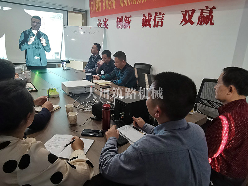 團(tuán)隊(duì)風(fēng)采 (20) 團(tuán)隊(duì)風(fēng)采 (20)